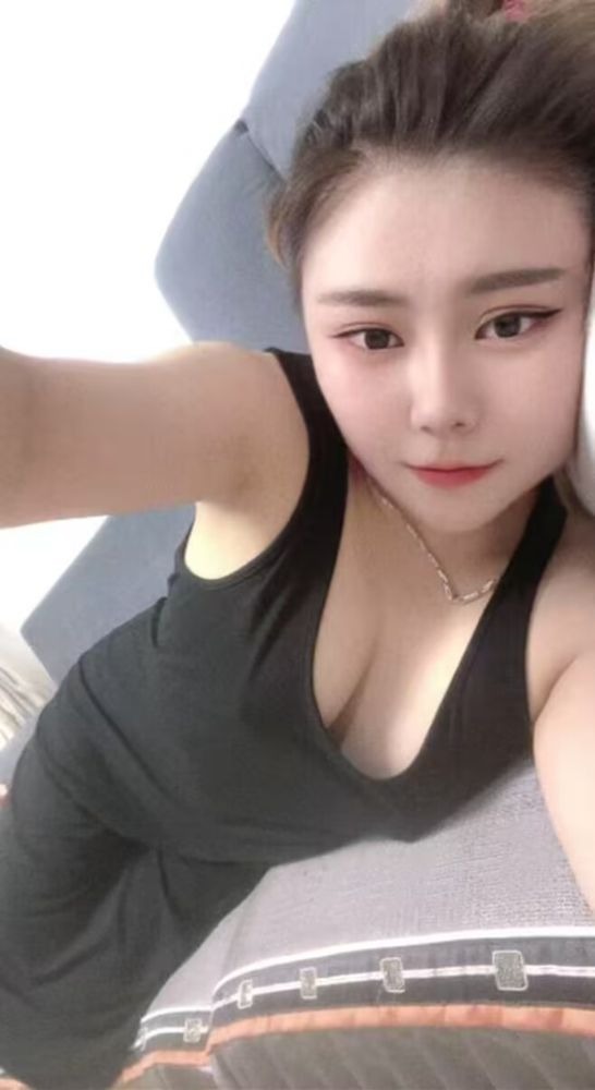 235124huz52kp90j8999mj.jpg
